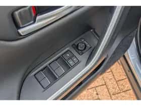 Toyota RAV4 (2025) thumbnail 51