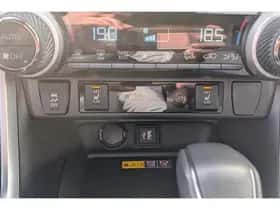 Toyota RAV4 (2025) thumbnail 54