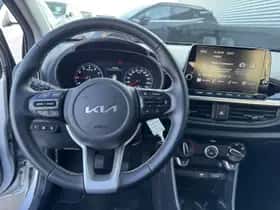 Kia Picanto (2023) thumbnail 11