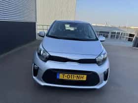Kia Picanto (2023) thumbnail 5