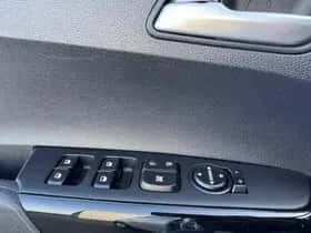 Kia Picanto (2023) thumbnail 43