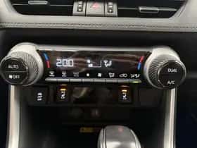 Toyota RAV4 (2024) thumbnail 46