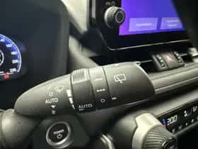 Toyota RAV4 (2024) thumbnail 9
