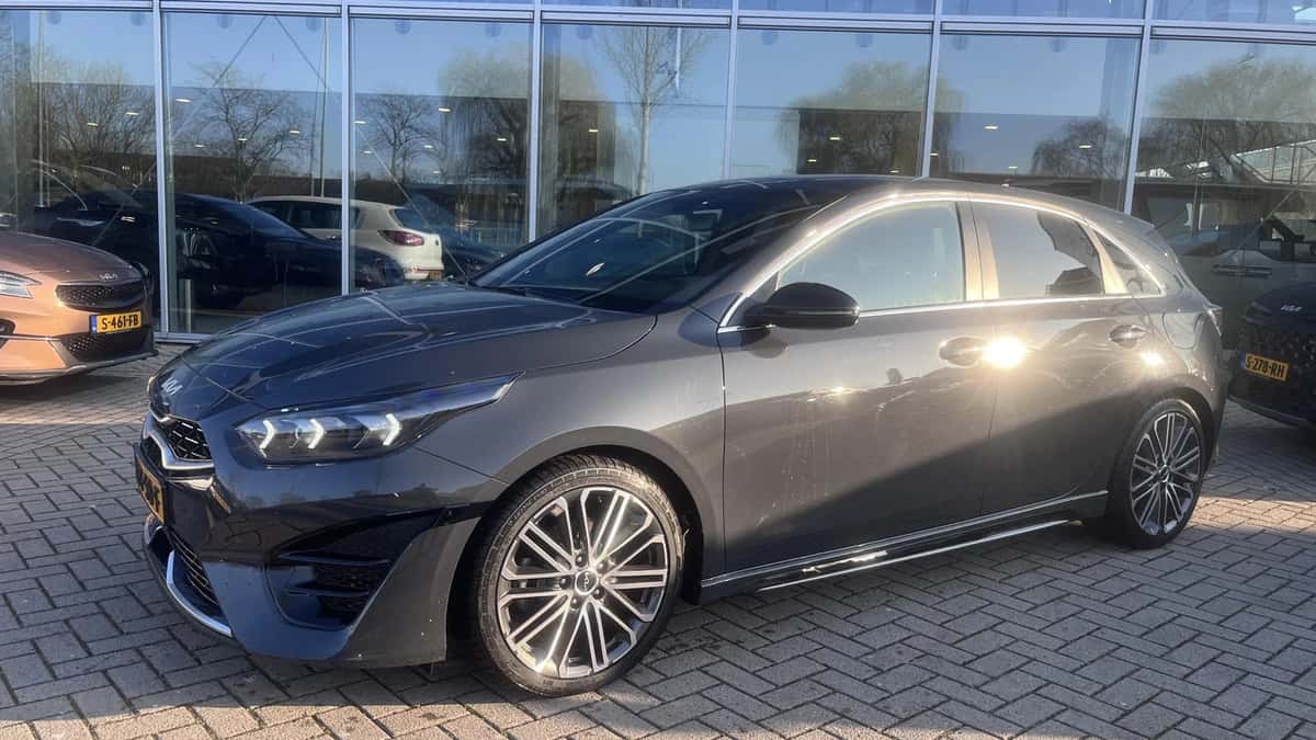 Kia Ceed (2025) — foto 1