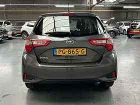 Toyota Yaris (2017) thumbnail 39