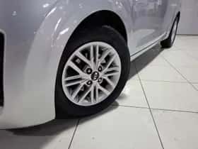 Kia Picanto (2021) thumbnail 2