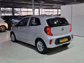 Kia Picanto (2021) thumbnail 25