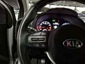 Kia Picanto (2021) thumbnail 9