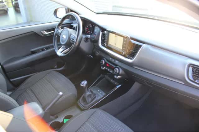 Kia Stonic (2020) thumbnail 12