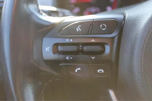 Kia Stonic (2020) thumbnail 20