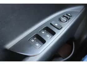 Kia Stonic (2020) thumbnail 24