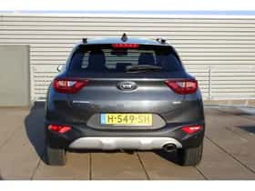 Kia Stonic (2020) thumbnail 4