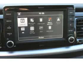 Kia Stonic (2020) thumbnail 31