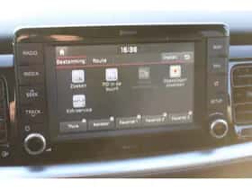 Kia Stonic (2020) thumbnail 32