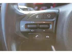 Kia Stonic (2020) thumbnail 59