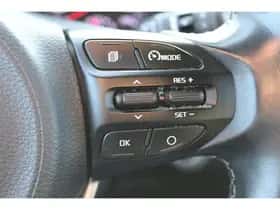 Kia Stonic (2020) thumbnail 61