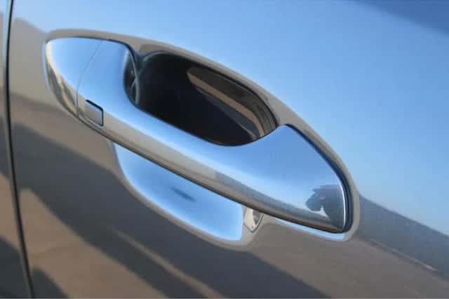 Kia Stonic (2020) thumbnail 10