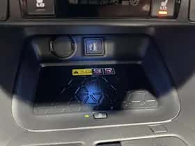 Toyota RAV4 (2024) thumbnail 64