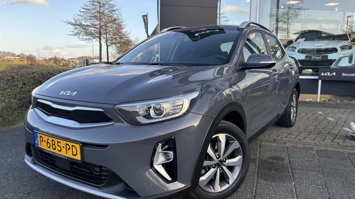 Kia Stonic (2022) — foto 1