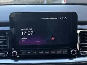 Kia Stonic (2022) thumbnail 11