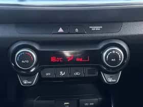 Kia Stonic (2022) thumbnail 61
