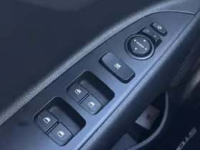 Kia Stonic (2022) thumbnail 67