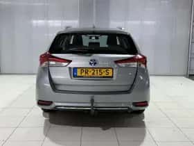 Toyota Auris (2016) thumbnail 23