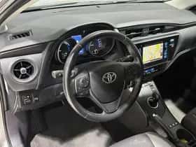 Toyota Auris (2016) thumbnail 34