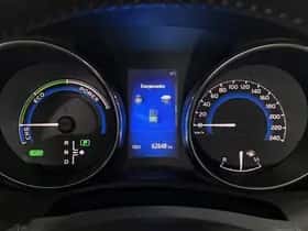 Toyota Auris (2016) thumbnail 41