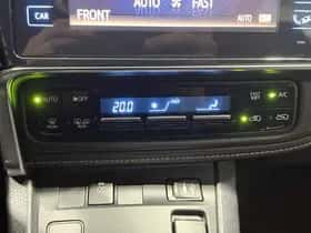 Toyota Auris (2016) thumbnail 57
