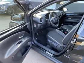 Toyota Aygo (2024) thumbnail 16