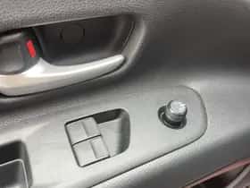 Toyota Aygo (2022) thumbnail 18
