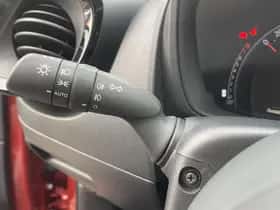 Toyota Aygo (2022) thumbnail 8
