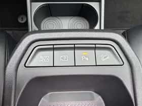 Kia EV4 (2026) thumbnail 90