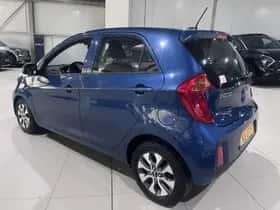 Kia Picanto (2016) thumbnail 22