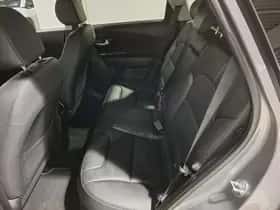 Kia Niro (2021) thumbnail 44
