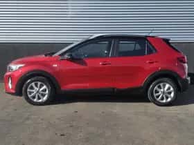 Kia Stonic (2021) thumbnail 4