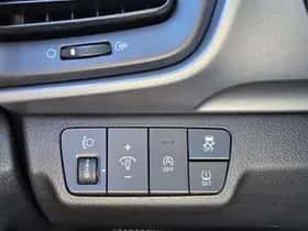 Kia Stonic (2021) thumbnail 36