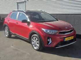 Kia Stonic (2021) thumbnail 9