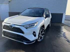 Toyota RAV4 (2020) thumbnail 2