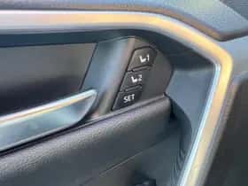 Toyota RAV4 (2020) thumbnail 31