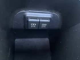 Toyota RAV4 (2020) thumbnail 90