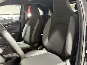 Toyota Aygo (2024) thumbnail 3