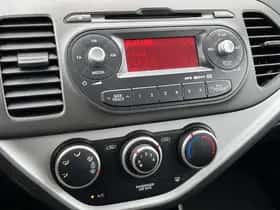 Kia Picanto (2013) thumbnail 24