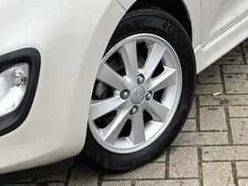 Kia Picanto (2013) thumbnail 34