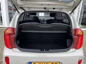 Kia Picanto (2013) thumbnail 35