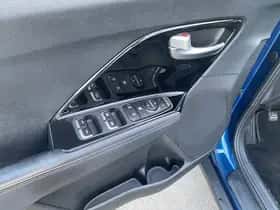 Kia Niro (2018) thumbnail 70