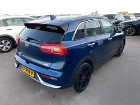 Kia Niro (2018) thumbnail 10