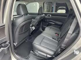 Kia Sorento (0) thumbnail 61