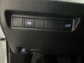 Toyota RAV4 (2019) thumbnail 25